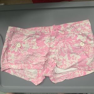 Hawaiian shorts